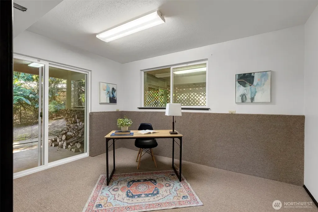 14203 Thomas Drive NW Silverdale WA 98383
