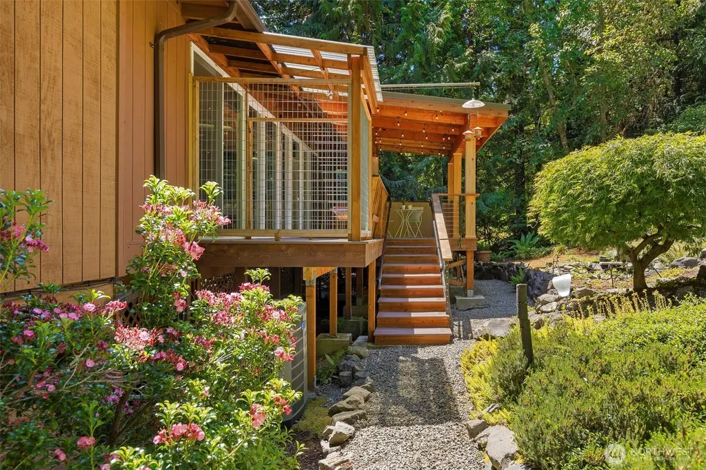 14203 Thomas Drive NW Silverdale WA 98383