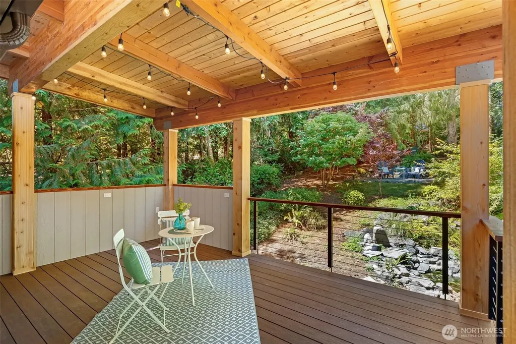 14203 Thomas Drive NW Silverdale WA 98383