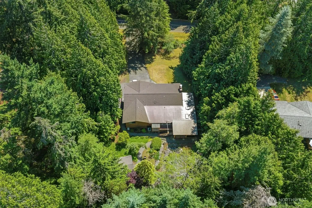 14203 Thomas Drive NW Silverdale WA 98383
