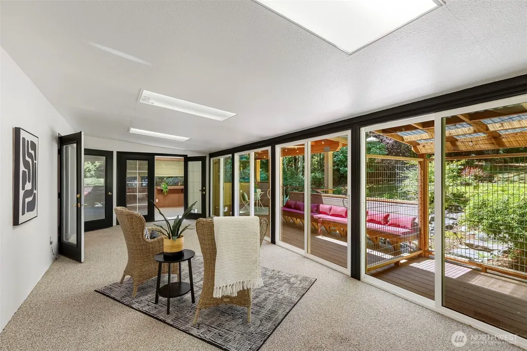 14203 Thomas Drive NW Silverdale WA 98383
