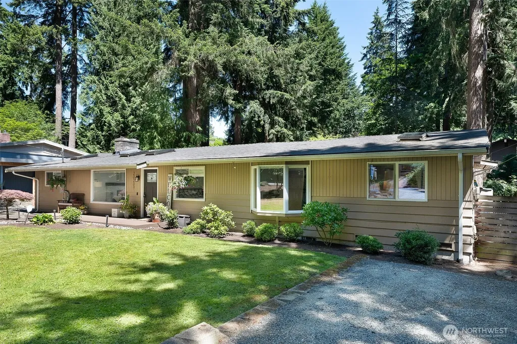 20209 83rd Avenue W Edmonds WA 98026