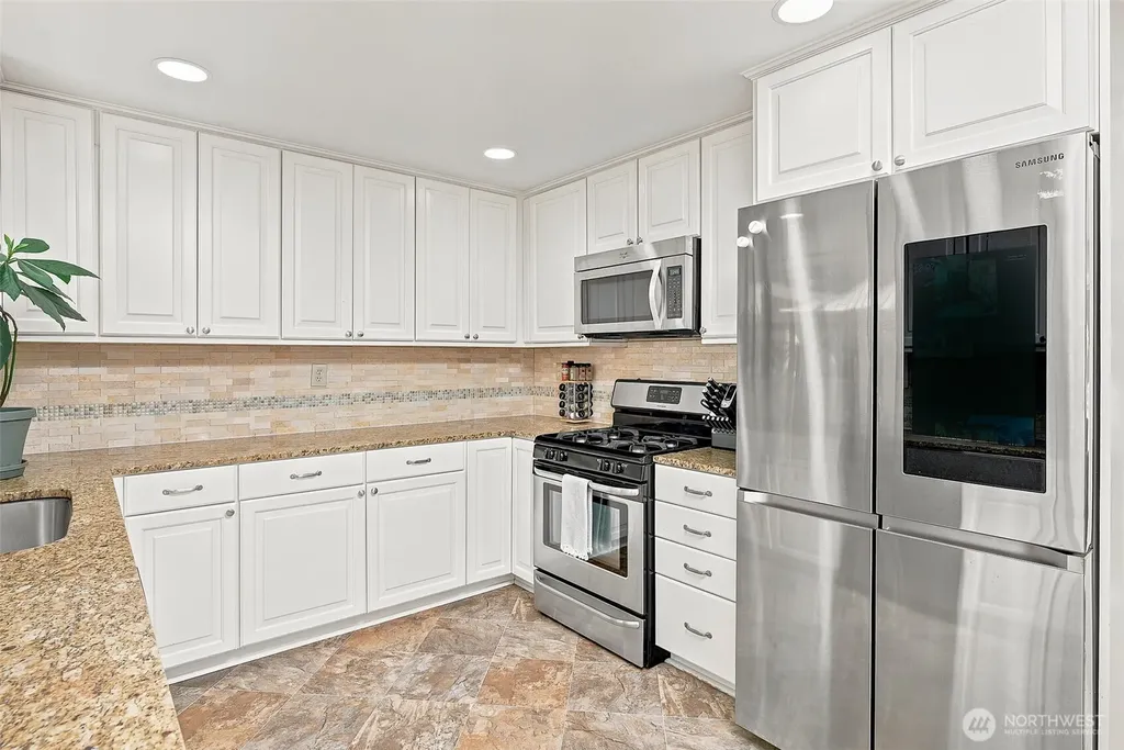 20209 83rd Avenue W Edmonds WA 98026