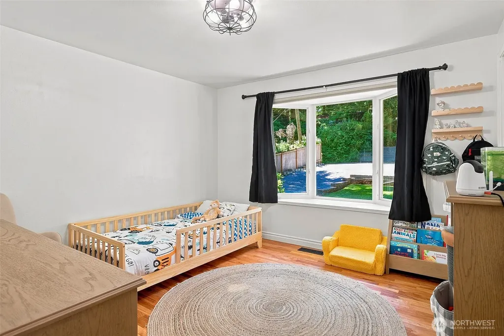 20209 83rd Avenue W Edmonds WA 98026