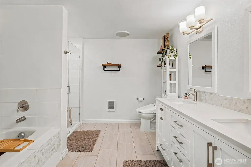 20209 83rd Avenue W Edmonds WA 98026