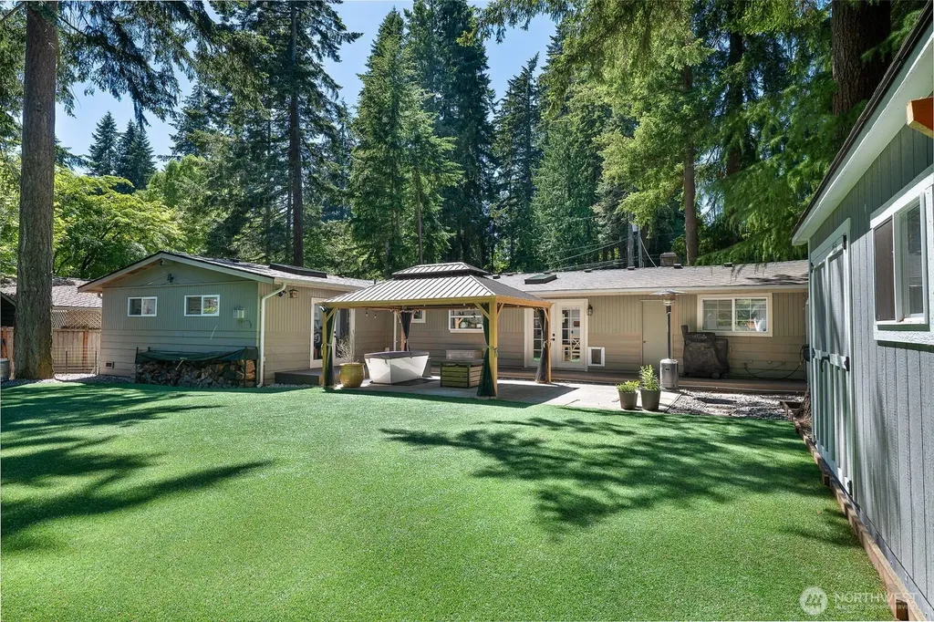 20209 83rd Avenue W Edmonds WA 98026