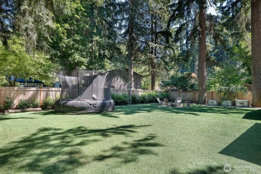 20209 83rd Avenue W Edmonds WA 98026