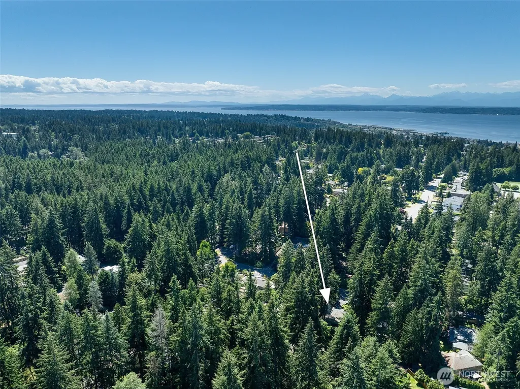 20209 83rd Avenue W Edmonds WA 98026