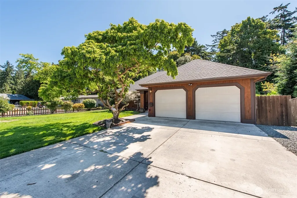 250 Vista View Drive Sequim WA 98382