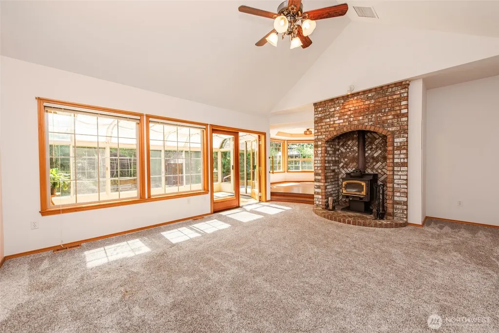 250 Vista View Drive Sequim WA 98382