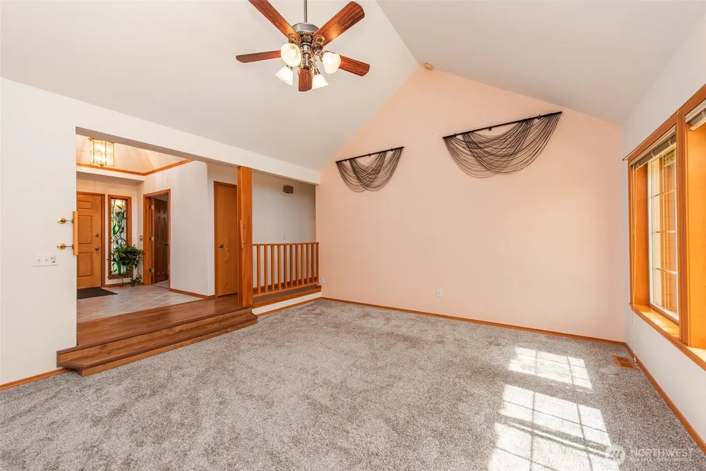 250 Vista View Drive Sequim WA 98382