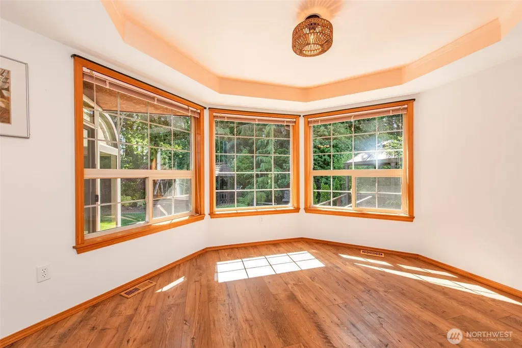 250 Vista View Drive Sequim WA 98382
