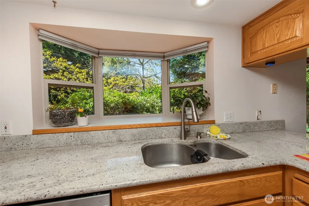 250 Vista View Drive Sequim WA 98382