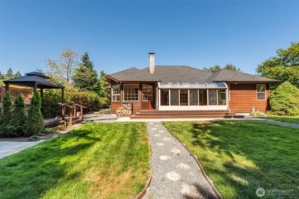 250 Vista View Drive Sequim WA 98382
