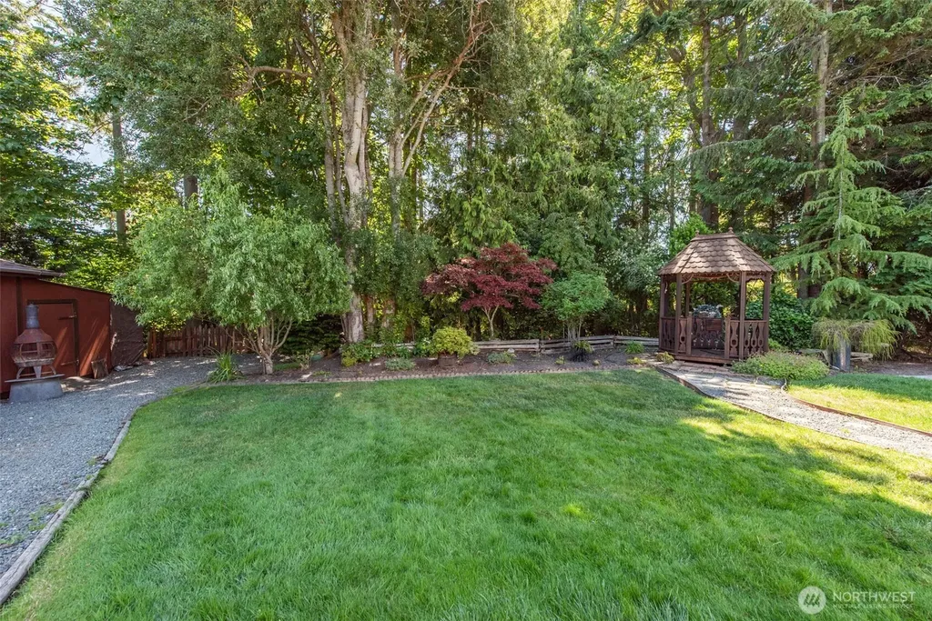 250 Vista View Drive Sequim WA 98382