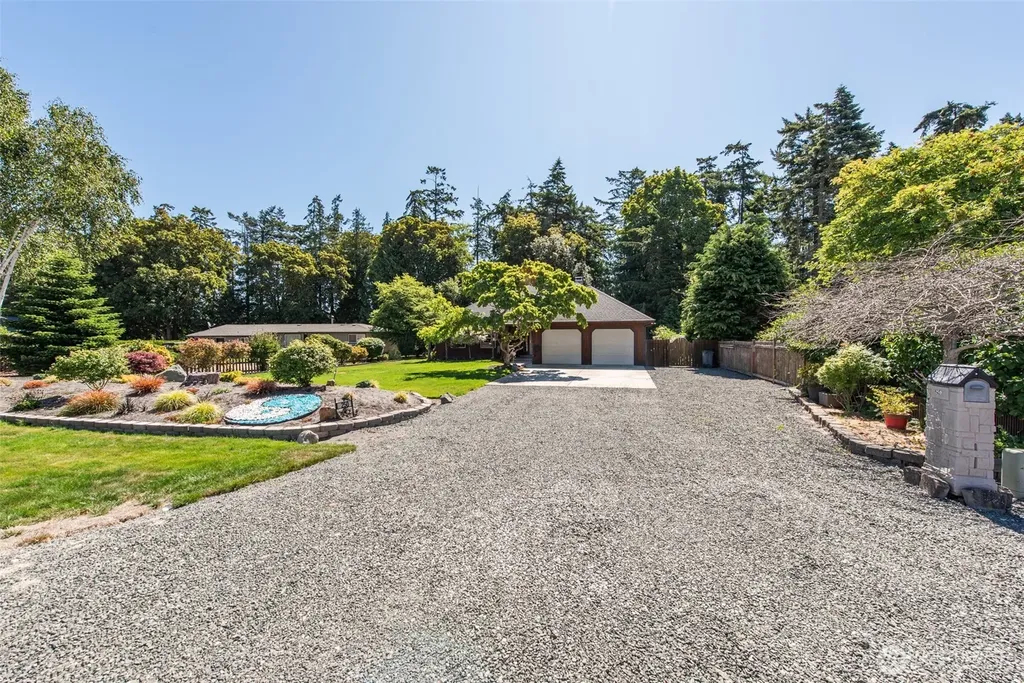250 Vista View Drive Sequim WA 98382