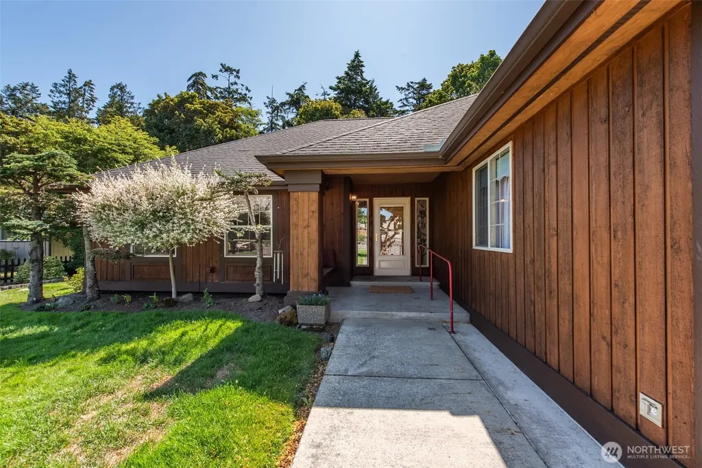 250 Vista View Drive Sequim WA 98382