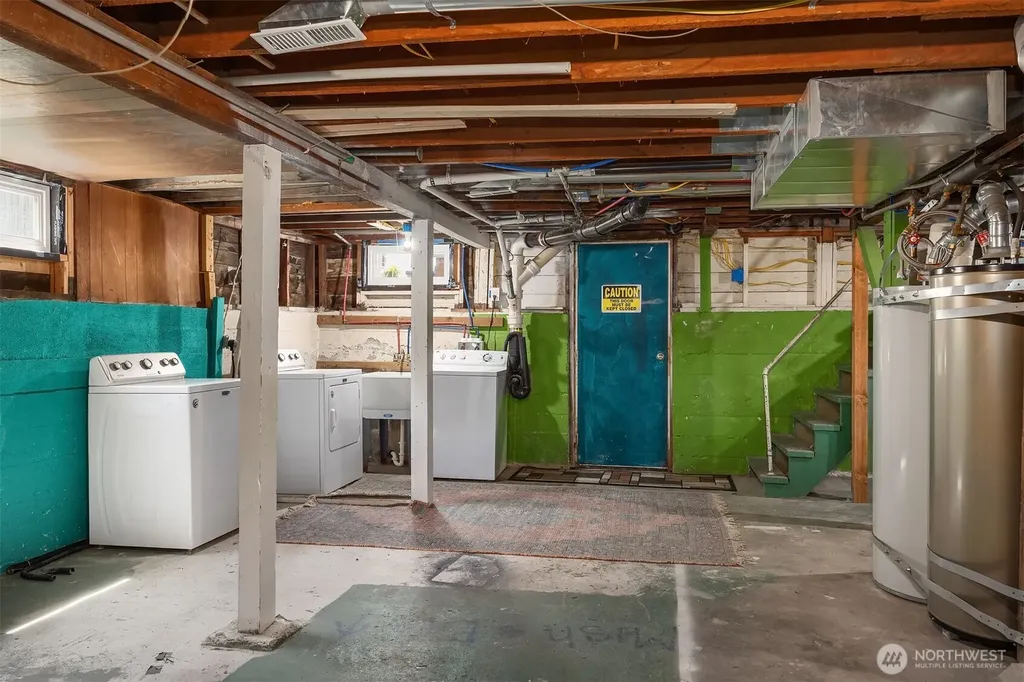 251 Meadow Avenue N Renton WA 98057