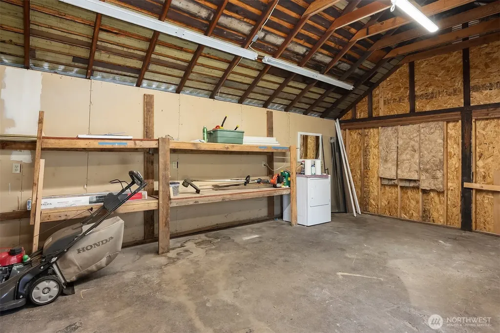 251 Meadow Avenue N Renton WA 98057
