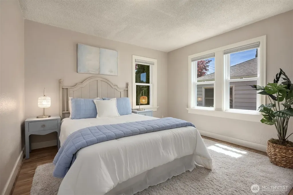 251 Meadow Avenue N Renton WA 98057