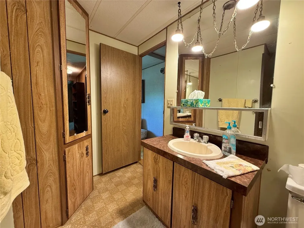 1521 Main Avenue Morton WA 98356