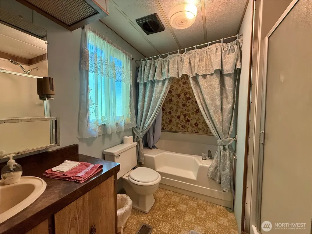 1521 Main Avenue Morton WA 98356