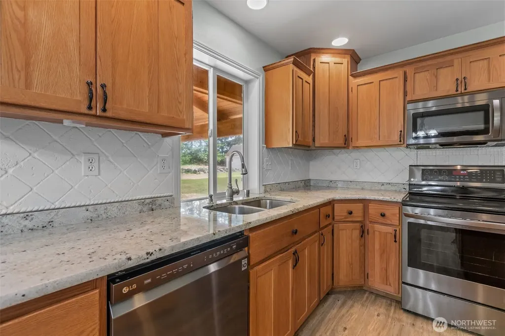 825 267th Street Ct E Spanaway WA 98387