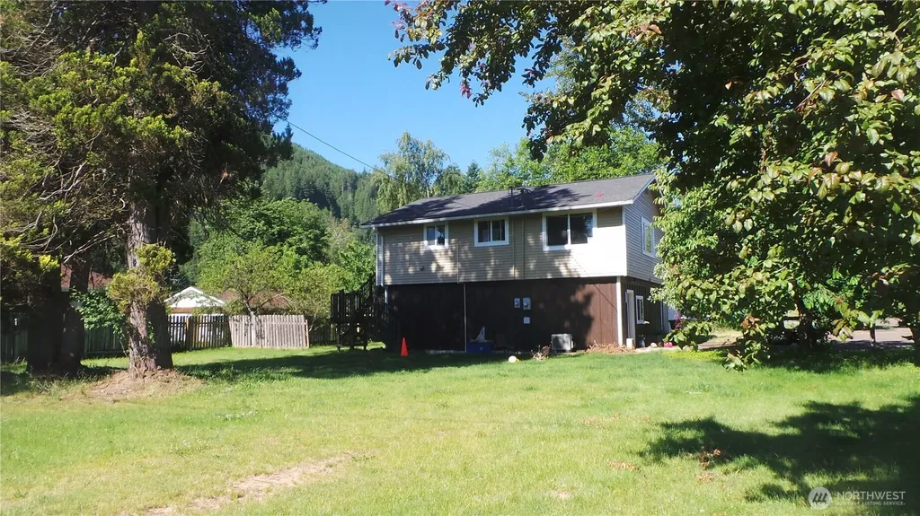 313 Cottlers Lane Morton WA 98356