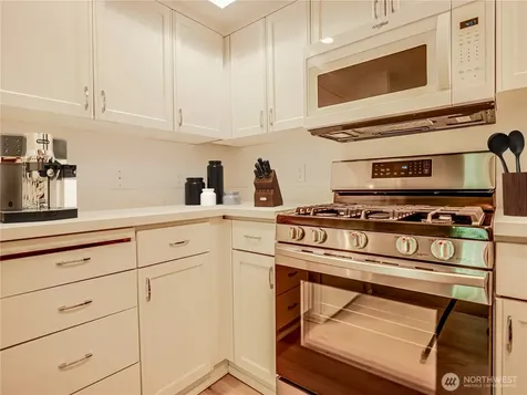 250 NW Dogwood Street Issaquah WA 98027