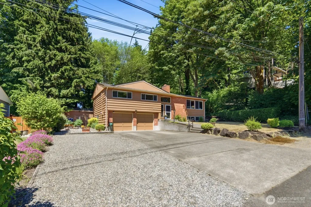 3610 NE 197th Street Lake Forest Park WA 98155