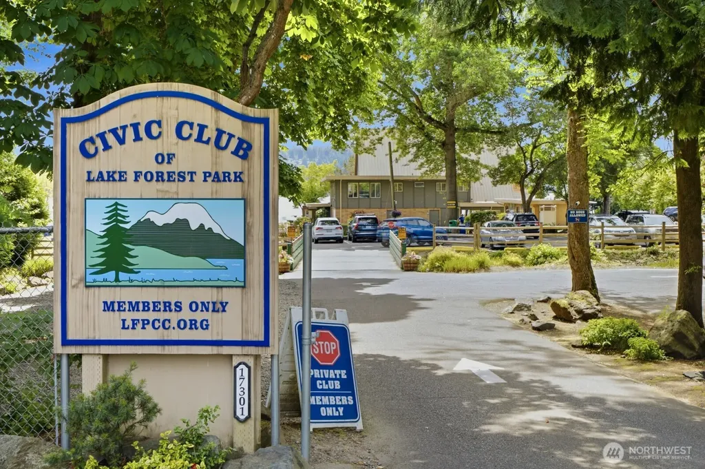 3610 NE 197th Street Lake Forest Park WA 98155