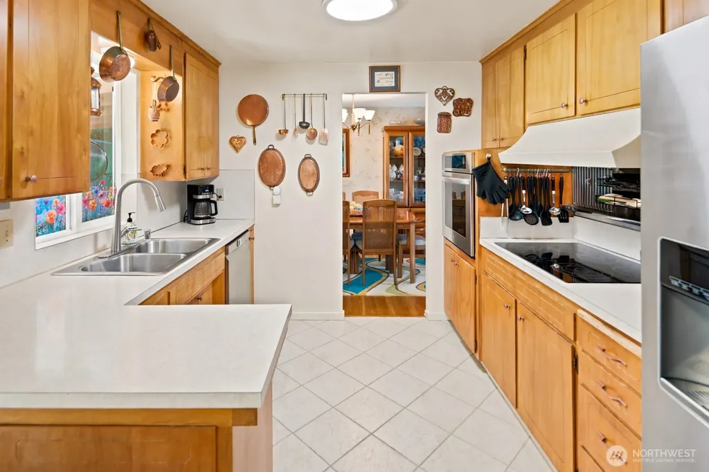 3610 NE 197th Street Lake Forest Park WA 98155