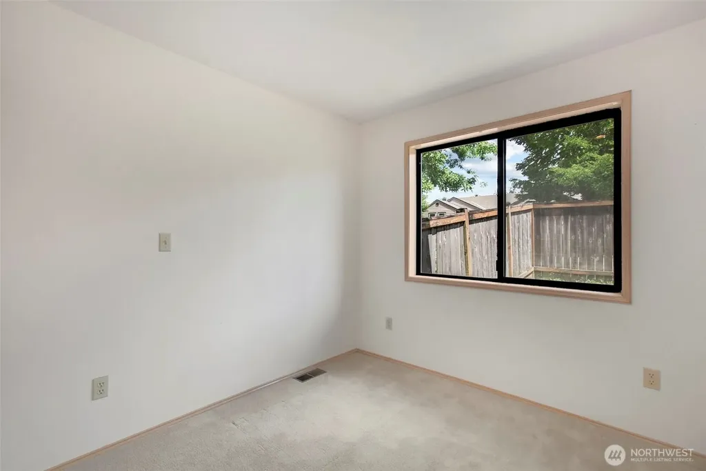 7030 67th Place NE Marysville WA 98270