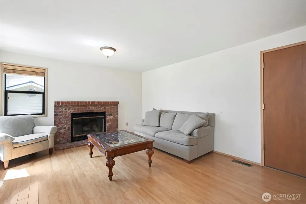7030 67th Place NE Marysville WA 98270