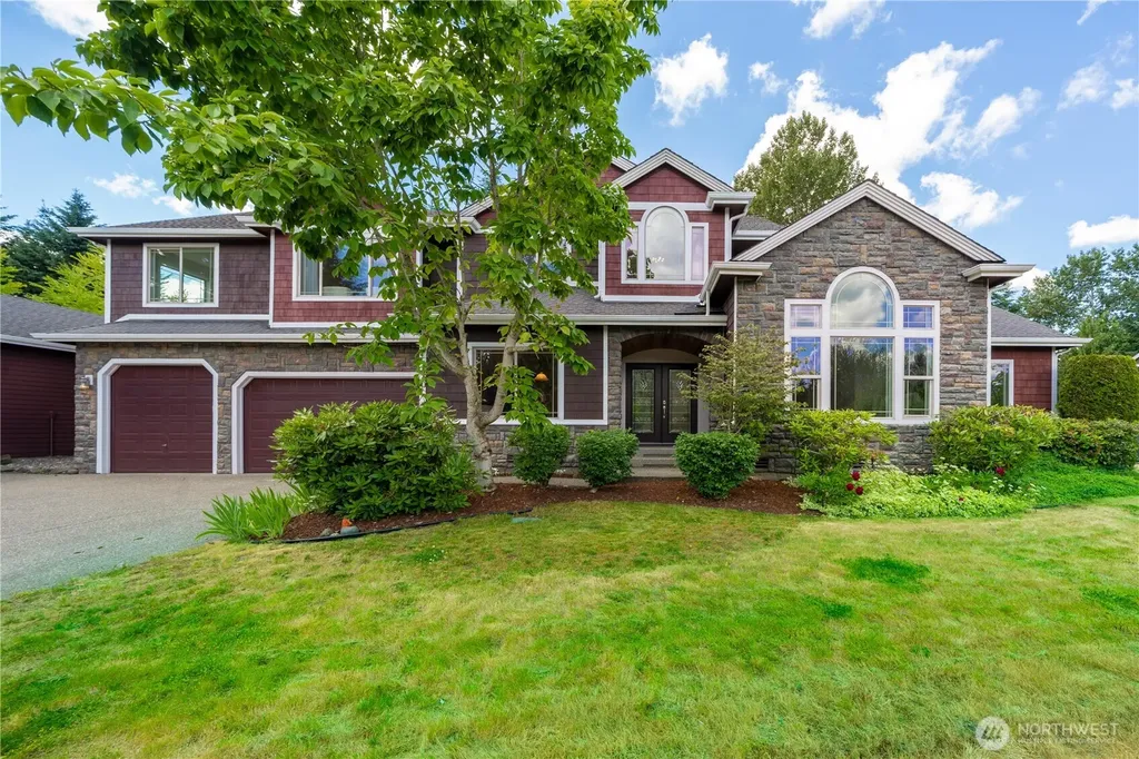 810 195th Avenue E Lake Tapps WA 98391