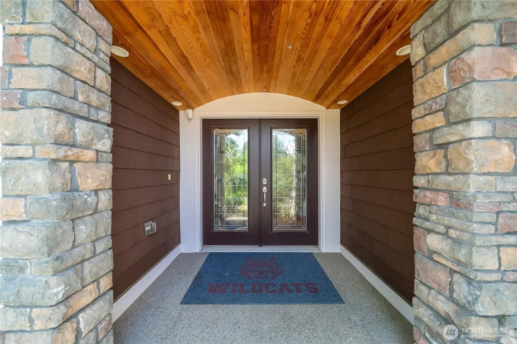 810 195th Avenue E Lake Tapps WA 98391