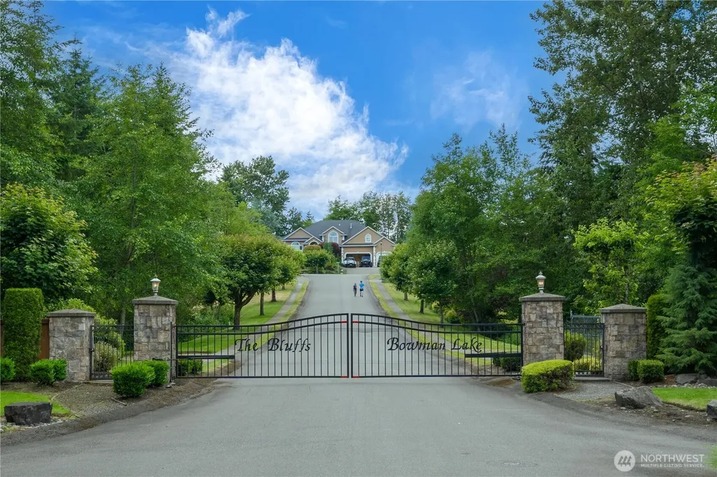 810 195th Avenue E Lake Tapps WA 98391