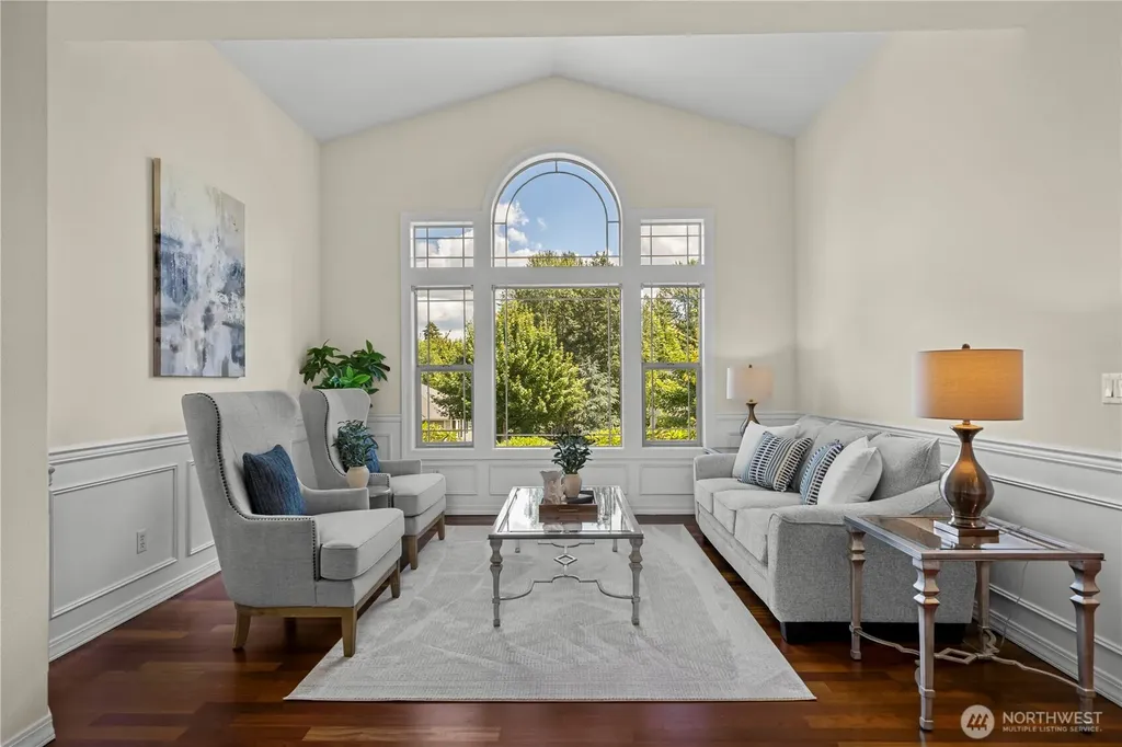 810 195th Avenue E Lake Tapps WA 98391