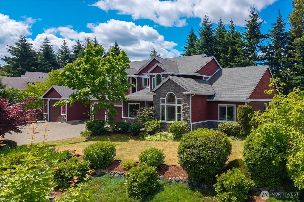 810 195th Avenue E Lake Tapps WA 98391