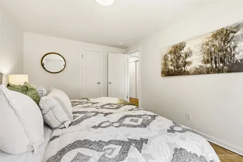 2722 NE Blakeley Street Seattle WA 98105