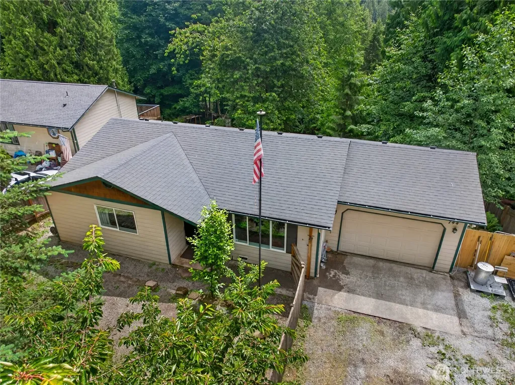 744 Summerset Way Sedro Woolley WA 98284