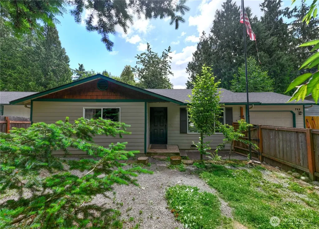 744 Summerset Way Sedro Woolley WA 98284