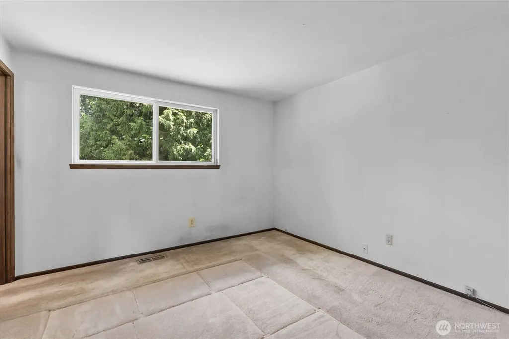 14906 110th Avenue NE Bothell WA 98011