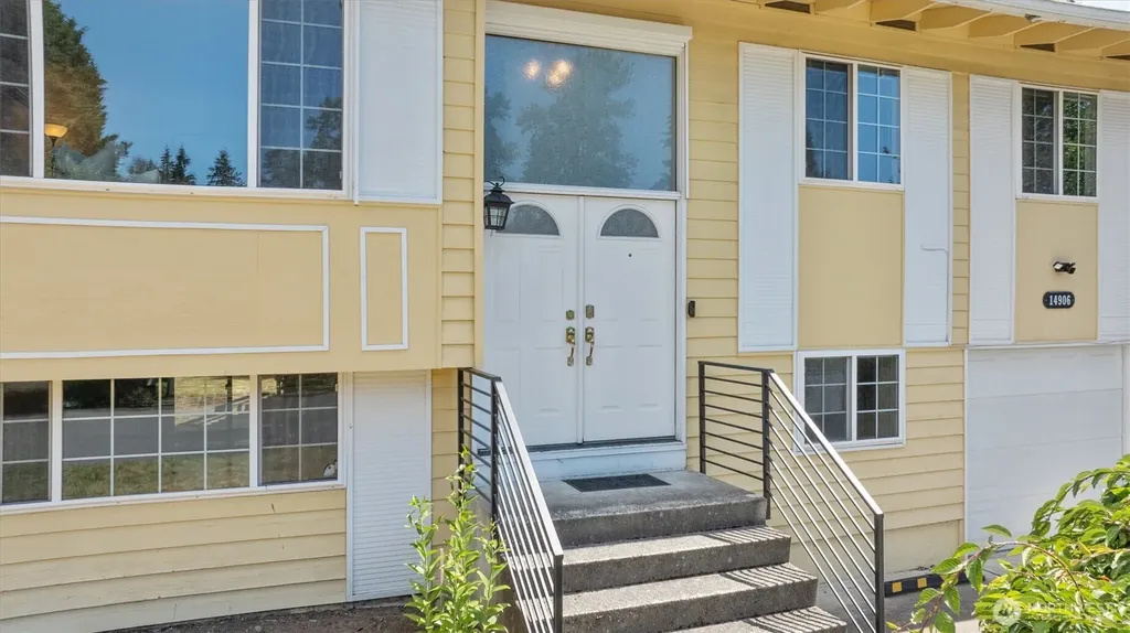 14906 110th Avenue NE Bothell WA 98011