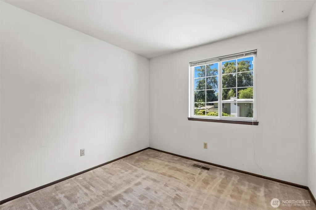 14906 110th Avenue NE Bothell WA 98011
