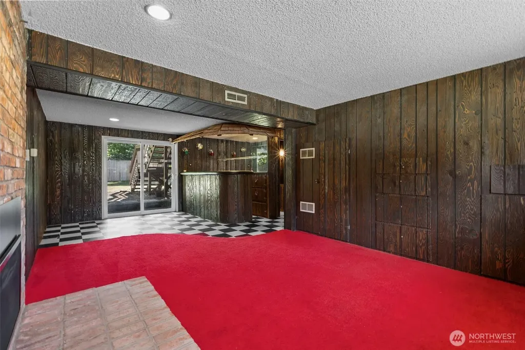 14906 110th Avenue NE Bothell WA 98011