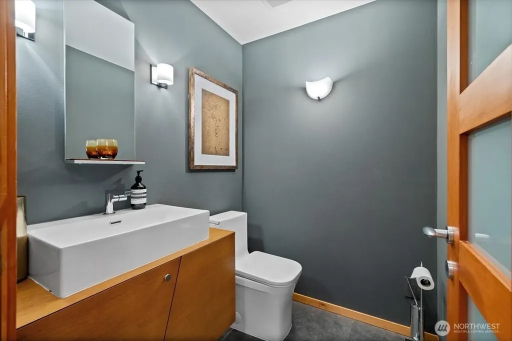 6144 NE 194th Place Kenmore WA 98028