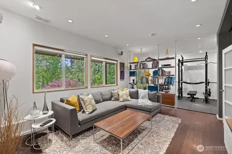 6144 NE 194th Place Kenmore WA 98028