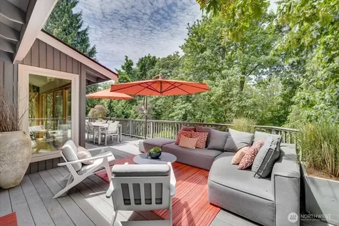 6144 NE 194th Place Kenmore WA 98028