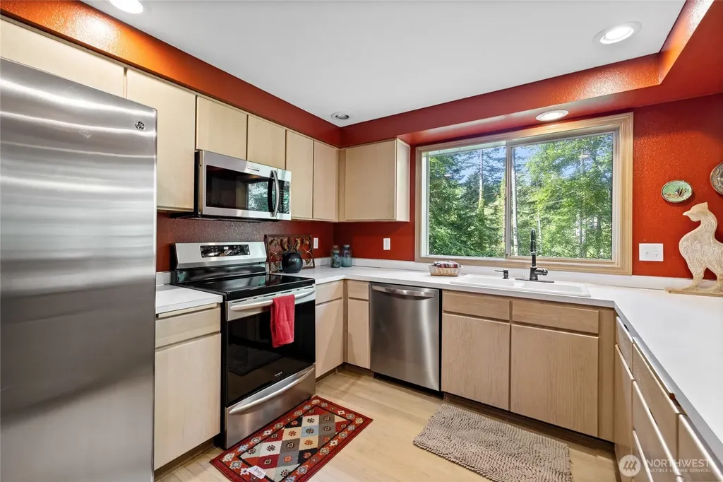 5916 53rd Avenue NW Gig Harbor WA 98335